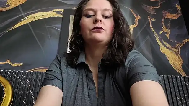 AmandaKovich online show from 10-16-25, 07:26