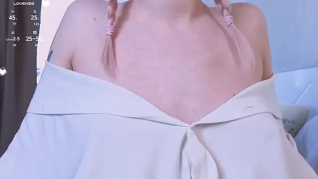 EdlaHewell online show from 02-03-26, 06:22