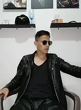 Snapshot of Mr-Eros-Master chatting on 02-17-25, 10:36 Mr-Eros-Master online show from 02-17-25, 10:36