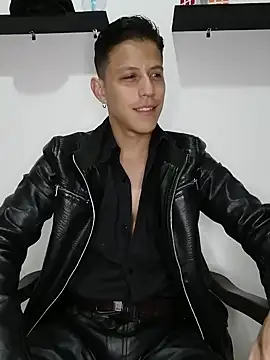 Snapshot of Mr-Eros-Master chatting on 02-21-25, 03:01 Mr-Eros-Master online show from 02-21-25, 03:01