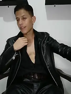 Snapshot of Mr-Eros-Master chatting on 02-22-25, 04:40 Mr-Eros-Master online show from 02-22-25, 04:40