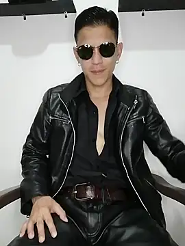 Snapshot of Mr-Eros-Master chatting on 02-22-25, 11:35 Mr-Eros-Master online show from 02-22-25, 11:35