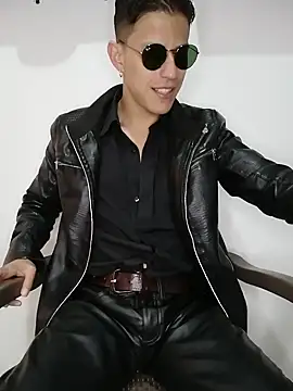 Snapshot of Mr-Eros-Master chatting on 02-23-25, 07:49 Mr-Eros-Master online show from 02-23-25, 07:49
