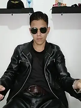 Snapshot of Mr-Eros-Master chatting on 02-24-25, 07:41 Mr-Eros-Master online show from 02-24-25, 07:41