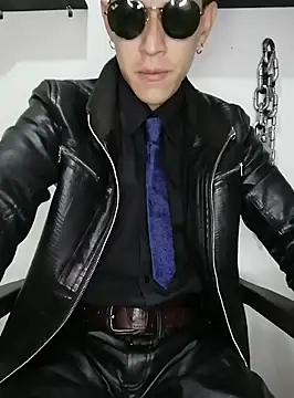 Snapshot of Mr-Eros-Master chatting on 03-14-25, 02:30 Mr-Eros-Master online show from 03-14-25, 02:30