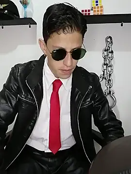 Snapshot of Mr-Eros-Master chatting on 03-16-25, 07:17 Mr-Eros-Master online show from 03-16-25, 07:17