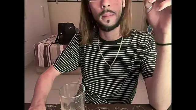 H3llB0Y6 online show from 01-15-26, 05:56