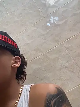 Polla21c online show from 10-19-25, 05:57