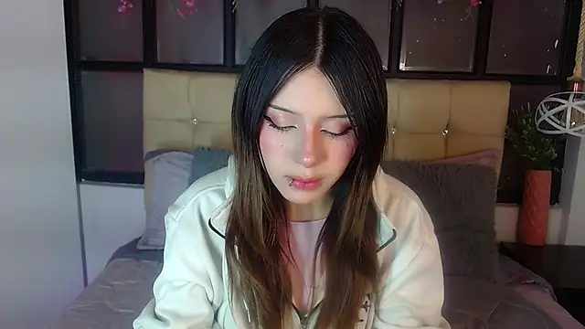 Snapshot of fyreandfox_ chatting on 11-26-25, 08:21 fyreandfox online show from 11-26-25, 08:21