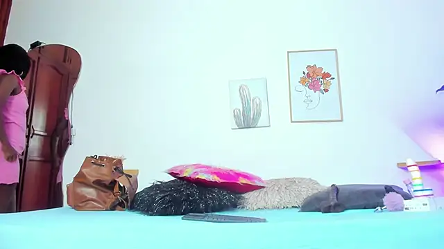 naomy 68 online show from 03-05-25, 07:49