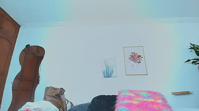 naomy 68 online show from 03-08-25, 05:54