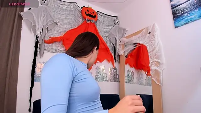 Snapshot of Baby_Asshley chatting on 10-24-25, 05:20 Baby Asshley online show from 10-24-25, 05:20