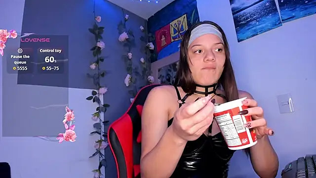 Snapshot of Baby_Asshley chatting on 02-27-26, 08:42 Baby Asshley online show from 02-27-26, 08:42