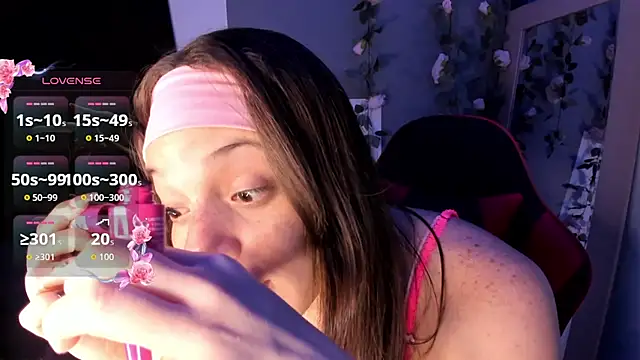 Snapshot of Baby_Asshley chatting on 03-01-26, 01:18 Baby Asshley online show from 03-01-26, 01:18