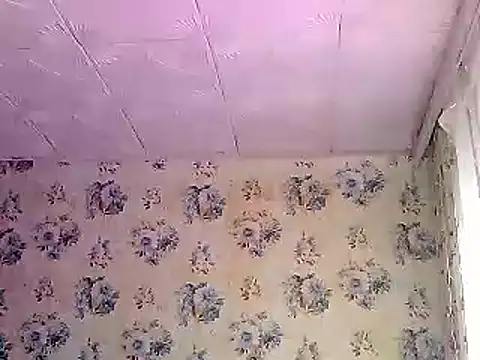 FlowerButterf online show from 12-18-24, 07:47