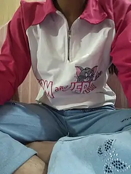 Snapshot of Aaradhna-hoy chatting on 11-10-25, 10:47 Aaradhna-hoy online show from 11-10-25, 10:47