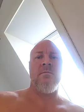 Snapshot of Lucifer29cm chatting on 02-14-25, 12:47 Lucifer29cm online show from 02-14-25, 12:47