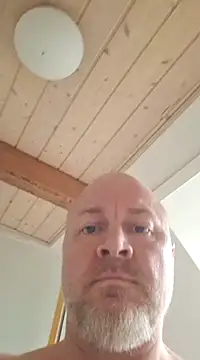 Snapshot of Lucifer29cm chatting on 02-15-25, 12:22 Lucifer29cm online show from 02-15-25, 12:22