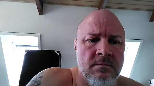 Snapshot of Lucifer29cm chatting on 02-16-25, 11:16 Lucifer29cm online show from 02-16-25, 11:16