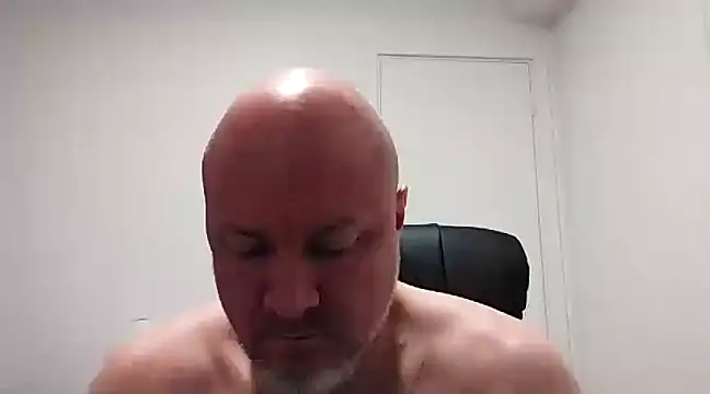 Snapshot of Lucifer29cm chatting on 03-11-25, 09:34 Lucifer29cm online show from 03-11-25, 09:34