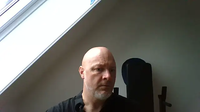 Snapshot of Lucifer29cm chatting on 09-18-25, 07:21 Lucifer29cm online show from 09-18-25, 07:21