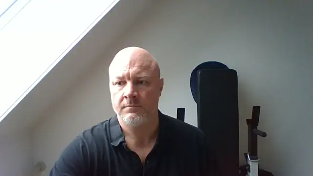 Snapshot of Lucifer29cm chatting on 09-19-25, 07:10 Lucifer29cm online show from 09-19-25, 07:10