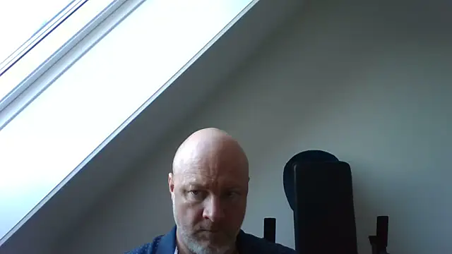 Snapshot of Lucifer29cm chatting on 09-26-25, 06:17 Lucifer29cm online show from 09-26-25, 06:17