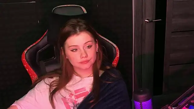 baby Milaaaaaaa online show from 02-23-25, 01:42