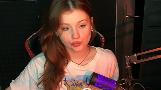 baby Milaaaaaaa online show from 03-03-25, 04:56