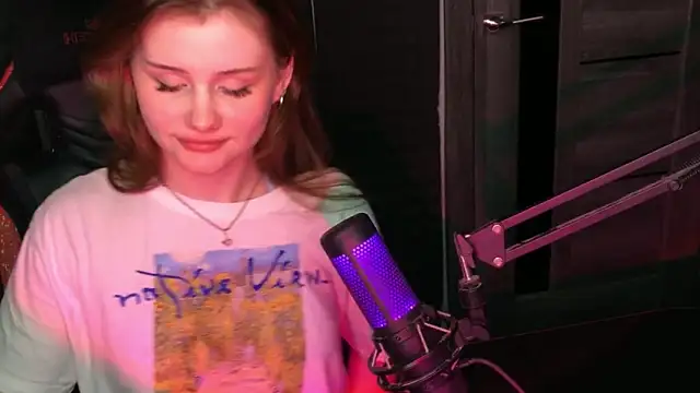 baby Milaaaaaaa online show from 03-06-25, 01:05