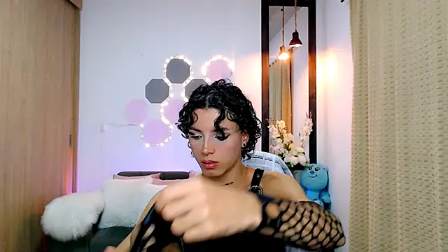 Snapshot of nilam_valker chatting on 03-16-25, 11:57 nilam valker online show from 03-16-25, 11:57