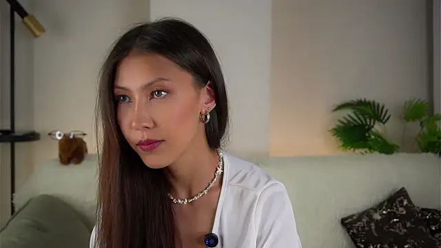 ChelseaDenner online show from 12-19-25, 02:13