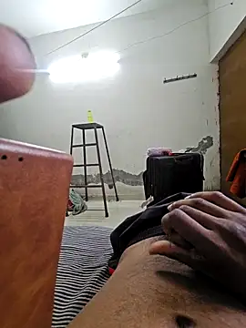 Snapshot of imhotboy chatting on 10-10-25, 01:48 imhotboy online show from 10-10-25, 01:48