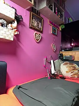 sexymelli18 online show from 12-02-25, 06:25