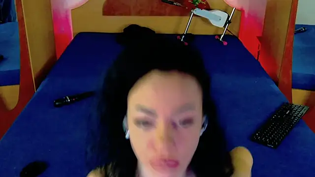 Sophie-Rosenfeld online show from 10-24-25, 05:31