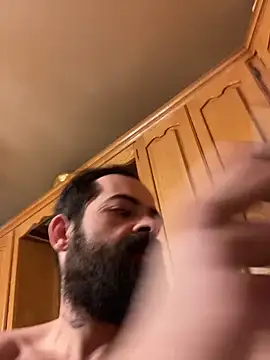 guccititi online show from 12-18-25, 07:36