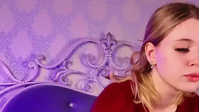 Snapshot of BECKI_VRES chatting on 10-10-25, 09:14 BECKI VRES online show from 10-10-25, 09:14