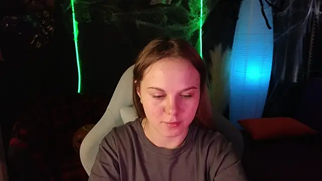 Dyna bae online show from 10-25-25, 08:11