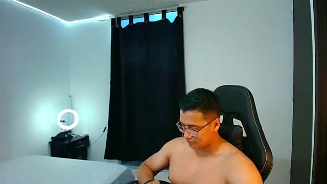 Yeicolevit online show from 09-21-25, 10:44