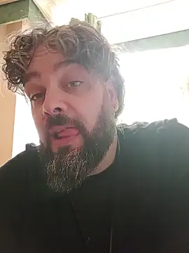 Snapshot of serpensy chatting on 10-12-25, 11:20 serpensy online show from 10-12-25, 11:20