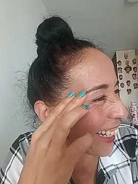 Coeur de luxure online show from 03-06-26, 05:42