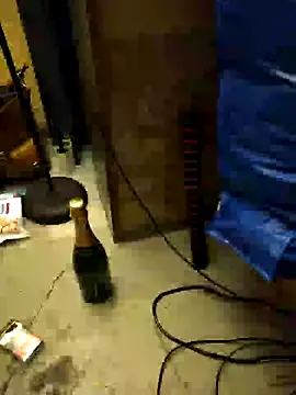 Snapshot of VickyDevilEU chatting on 09-12-25, 08:31 VickyDevilEU online show from 09-12-25, 08:31