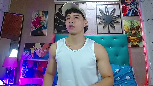 Snapshot of LiamAndrewzz chatting on 10-10-25, 05:45 LiamAndrewzz online show from 10-10-25, 05:45