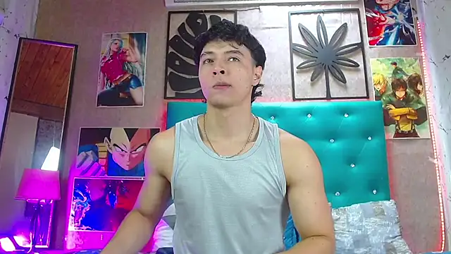 Snapshot of LiamAndrewzz chatting on 10-17-25, 05:37 LiamAndrewzz online show from 10-17-25, 05:37