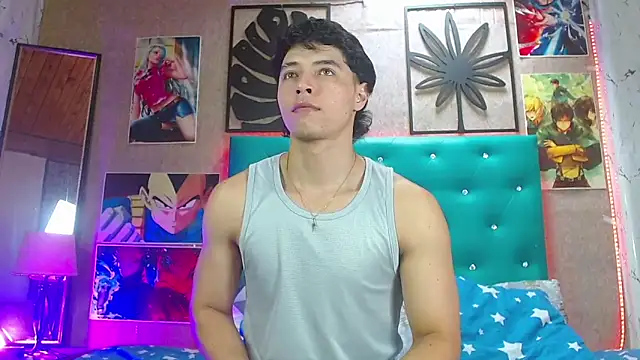 Snapshot of LiamAndrewzz chatting on 10-20-25, 05:35 LiamAndrewzz online show from 10-20-25, 05:35