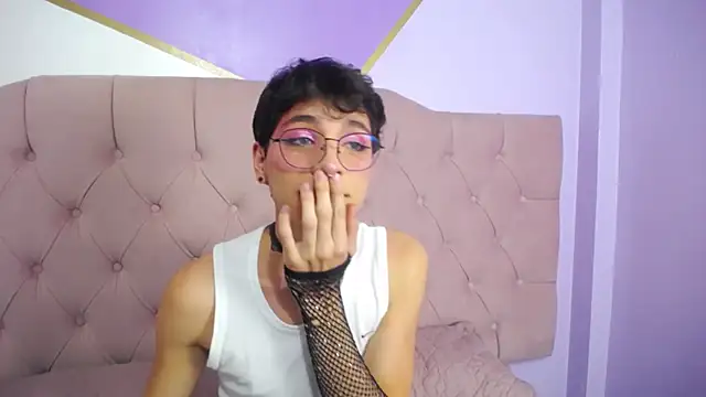 Damiian21  online show from 02-22-25, 02:41
