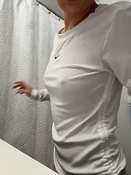 skybeatrice7 online show from 03-29-26, 10:10