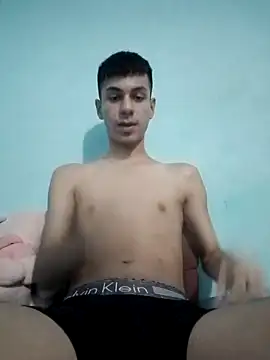 Snapshot of Johann_sex chatting on 03-14-25, 05:05 Johann sex online show from 03-14-25, 05:05