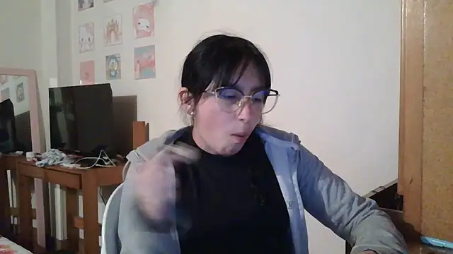 Arielle lov online show from 10-30-25, 10:32