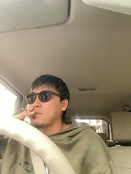 Snapshot of pierrot_0202 chatting on 02-19-25, 08:01 pierrot 0202 online show from 02-19-25, 08:01